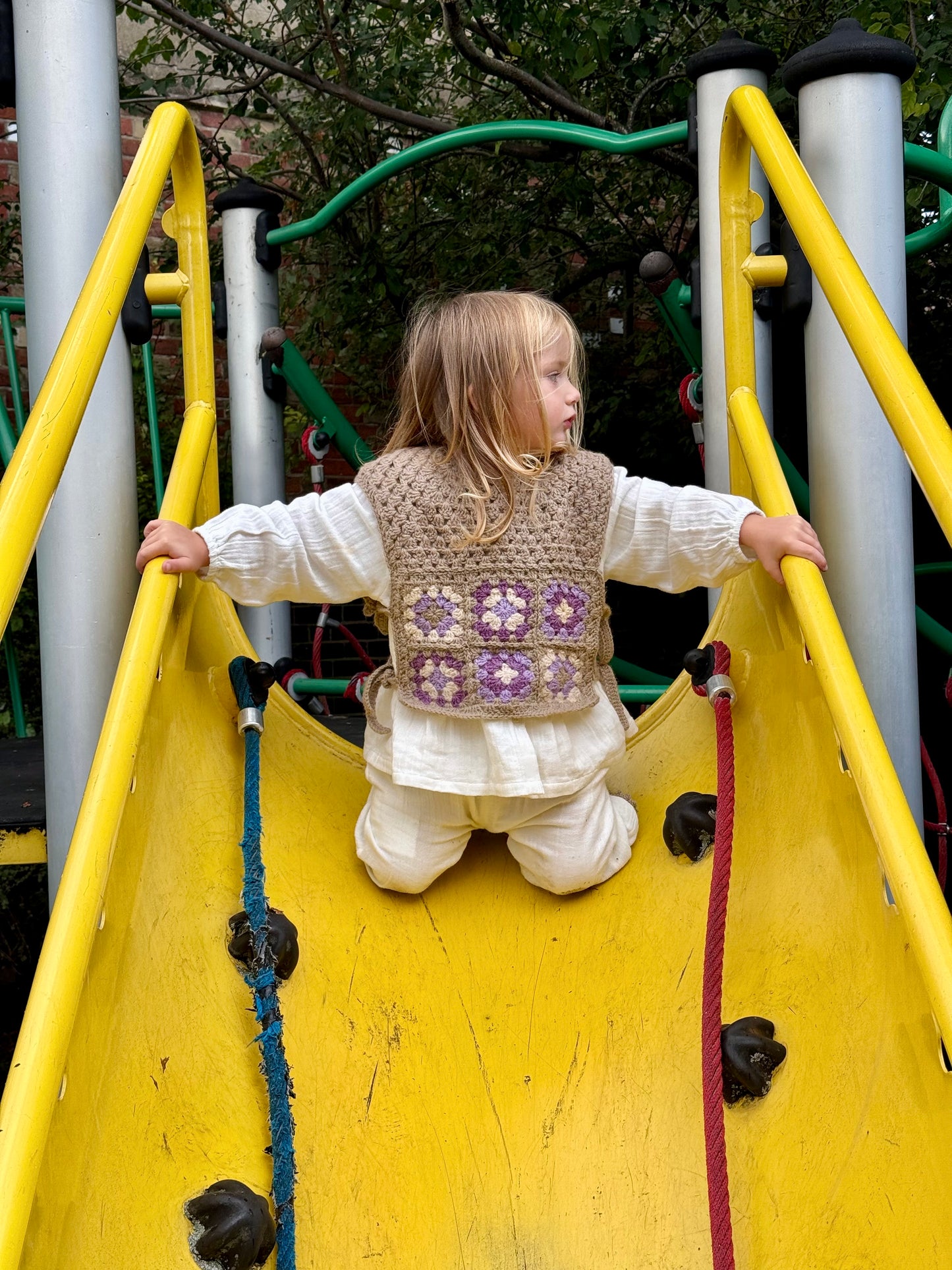 Vest ROWAN - Orchid Combo