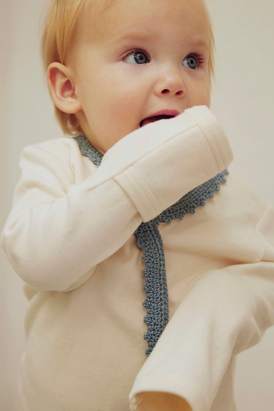 Footie Babygrow QUINCY - Light Moon