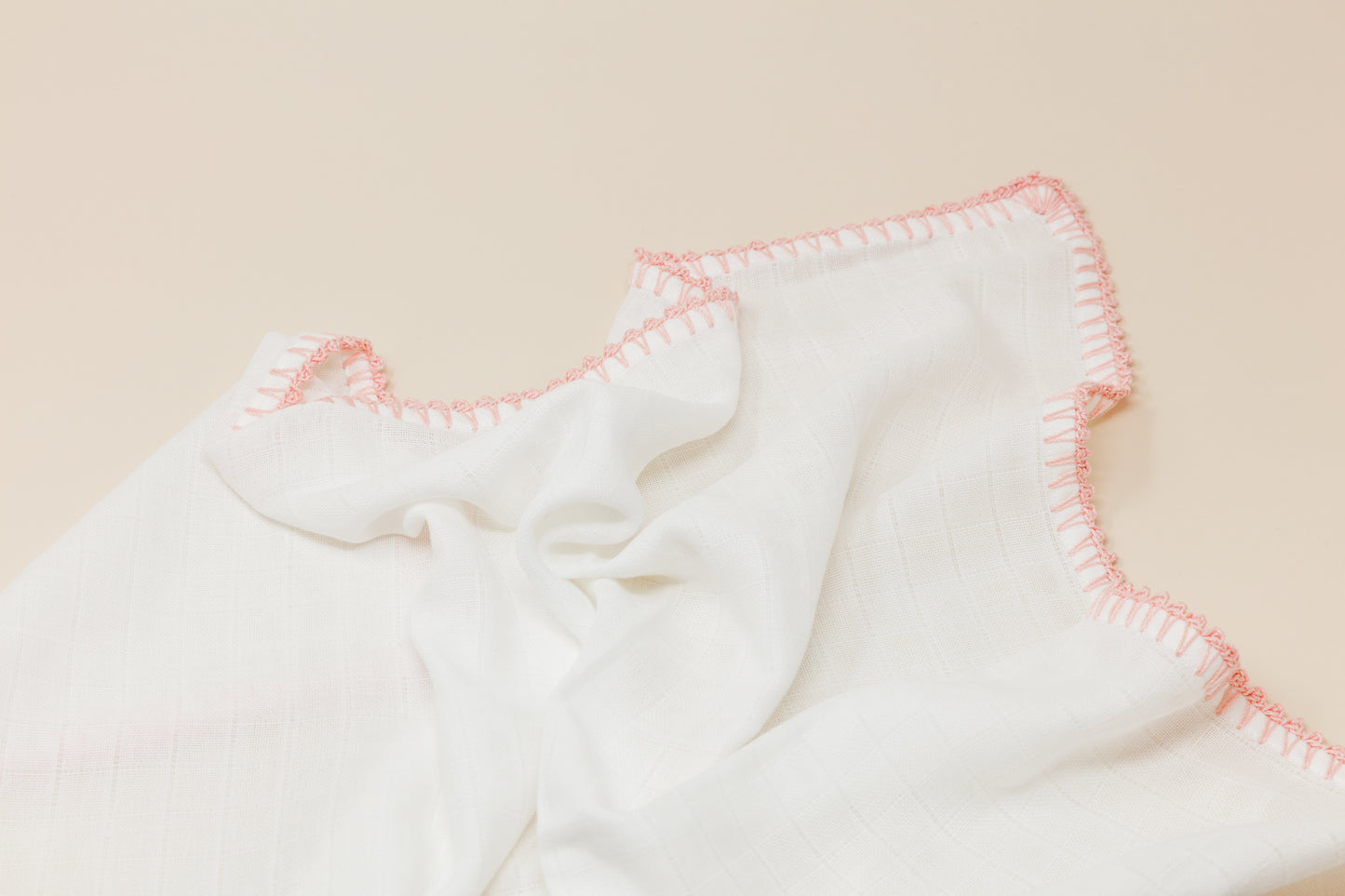Muslin Swaddle with Classic Border - Light Blush